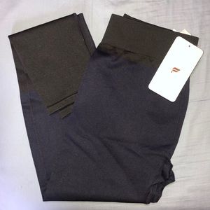 Seamless Mid-Rise Statement Leggings